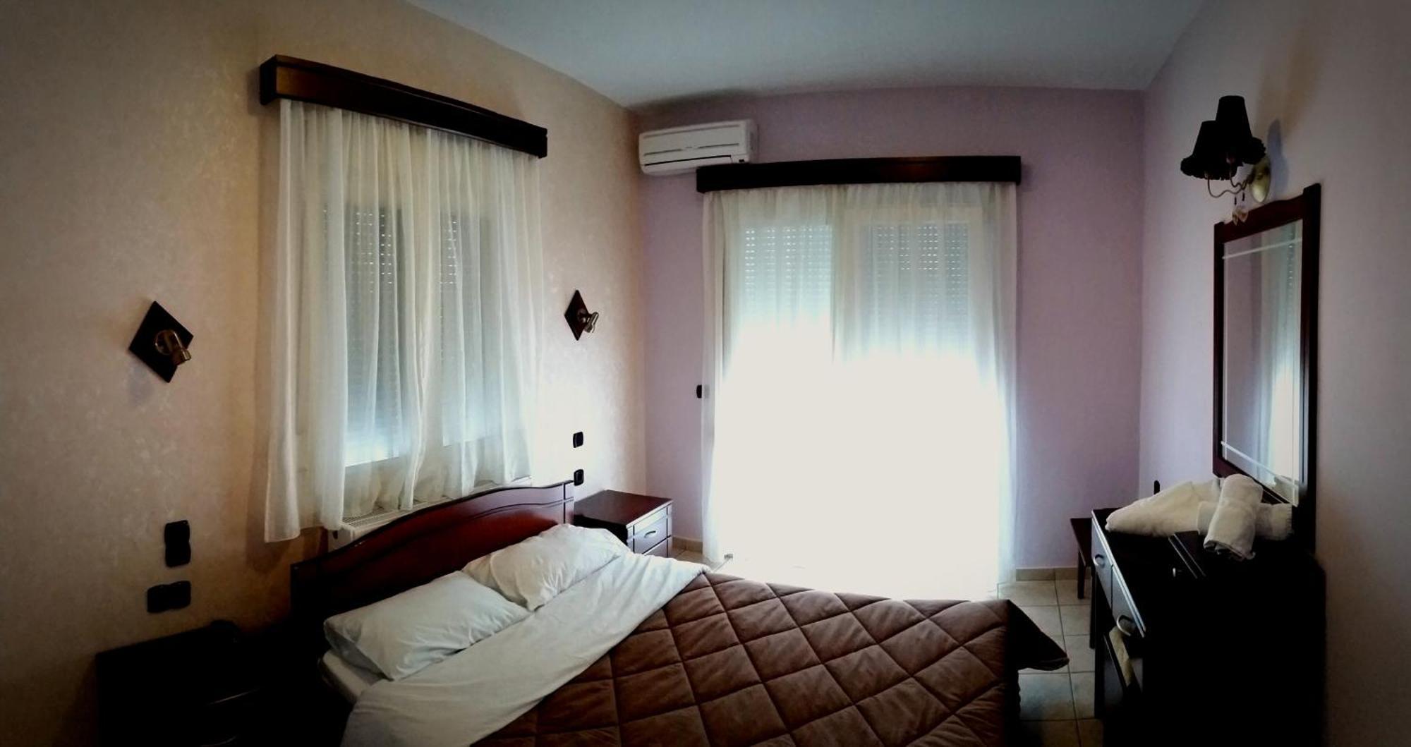 Filippion Hotel เกราโมตี ห้อง รูปภาพ