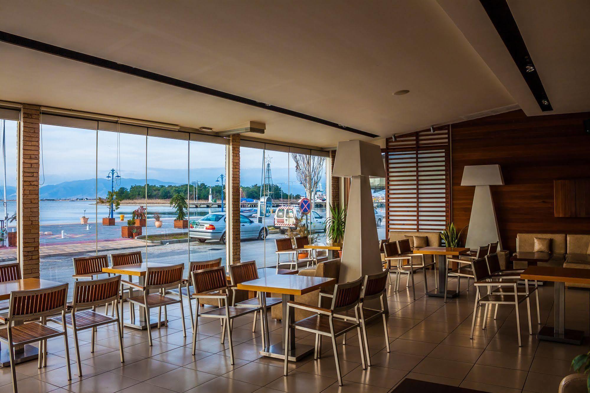 Filippion Hotel เกราโมตี ภายนอก รูปภาพ